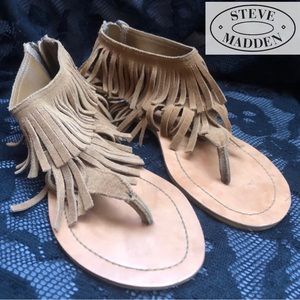 STEVE MADDEN | ‘Sonja’ Fringe Sandals